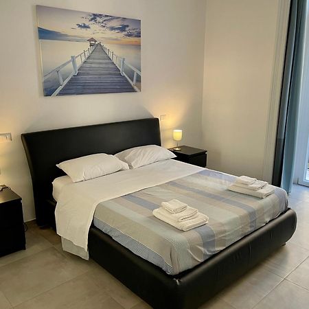 Napoli Centrale Suite Bagian luar foto