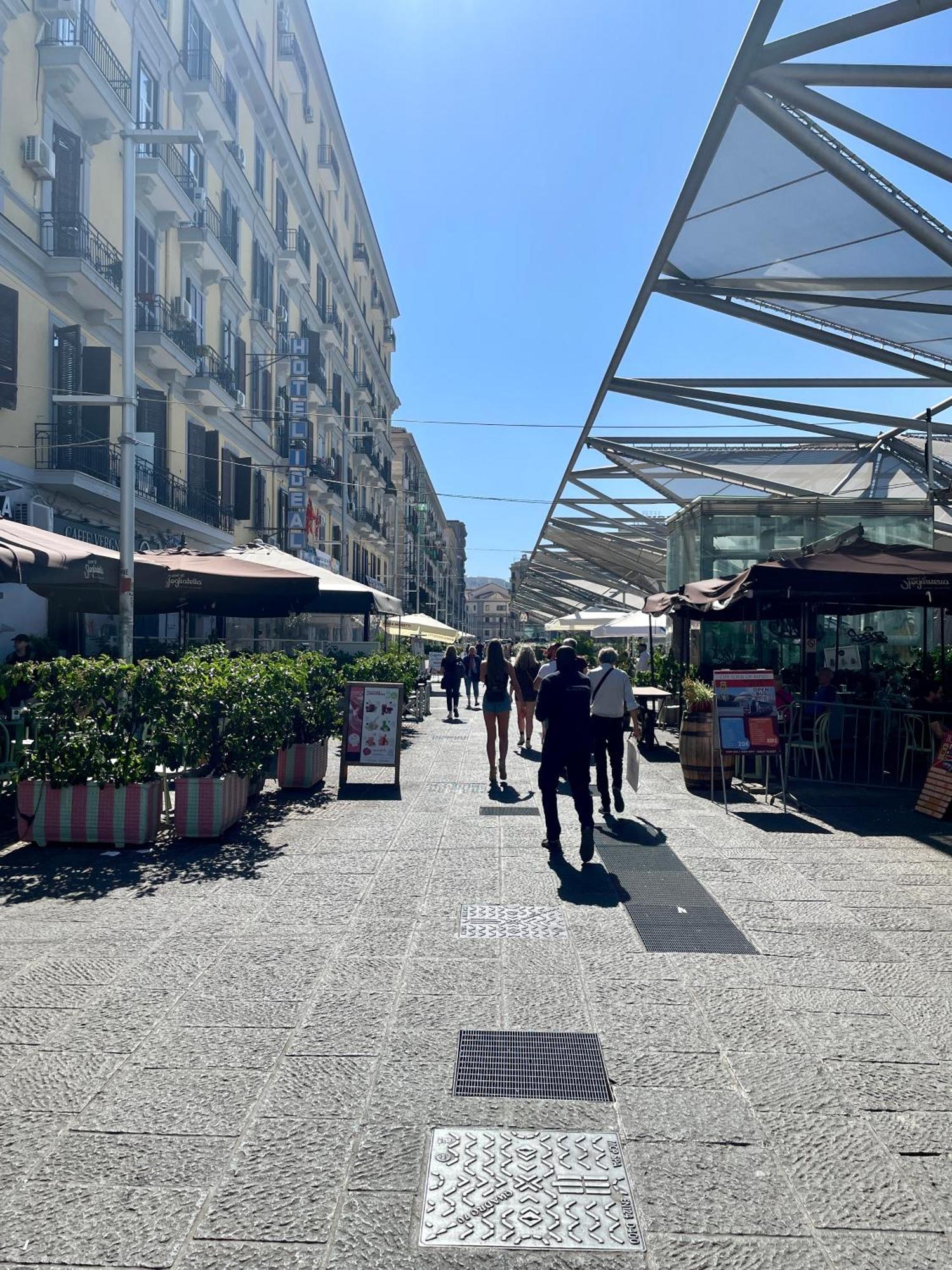 Napoli Centrale Suite Bagian luar foto